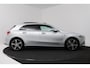 Mercedes-Benz A-klasse 250 e Business Solution AMG Limited (PANORAMADAK, SFEERVERLICHTING, BURMEISTER, CAMERA, SFEERVERLICHTING, STOELVERWARMING)