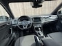 Volkswagen T-Roc 1.5 TSI Sport PANO | KEYLESS | ACC | BLACKSTYLE | LANEASSIST