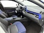 Toyota C-HR / C-HR+ 1.8 Hybrid Bi-Tone | Dealer onderhouden | Navigatie | Stoelverwarming | Climate control | Cruise Control Adaptive | DAB | Achteruitrijcamera |