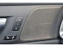 Volvo V60 T8 Recharge AWD Plus Dark - Panorama/schuifdak - IntelliSafe Assist & Surround - 360º Camera - Harman/Kardon audio - Verwarmde voorstoelen, stuur & achterbank - Parkeersensoren voor & achter - Elektr. bedienb. voorstoelen met geheugen - Head up display - Extra getint glas - Inklapbare trekhaak - 18' LMV
