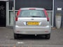 Ford Fiesta 1.4-16V Ghia / PDC / AIRCO