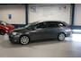 Toyota Avensis Wagon 2.0 VVTi Business Pro AUTOMAAT/ TREKHAAK/ AIRCO