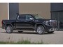 GMC Sierra DENALI 6.2 V8 426PK €79950,- excl | Full Option | De Meest Luxe Pick-Up in zijn Klasse | Comfortabele Dubbele Cabine met Royale 5 Zitplaatsen | BPM vrij | Nu Leverbaar uit Voorraad | Voorraad Nr 2252 | De specialist in Amerikaanse pick‑ups in Nederland en Europa.
