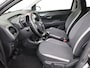 Toyota Aygo 1.0 VVT-i x-play | BTW voertuig | Dealer onderhouden | Apple CarPlay/Android Auto | Airco | Elektrische ramen voor | Buitenspiegels elektrisch verstelbaar |