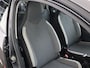 Toyota Aygo 1.0 VVT-i x-play | BTW voertuig | Dealer onderhouden | Apple CarPlay/Android Auto | Airco | Elektrische ramen voor | Buitenspiegels elektrisch verstelbaar |
