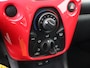 Toyota Aygo 1.0 VVT-i x-play | BTW voertuig | Dealer onderhouden | Apple CarPlay/Android Auto | Airco | Elektrische ramen voor | Buitenspiegels elektrisch verstelbaar |