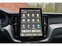 Volvo XC60 T6 Plug-in hybrid AWD Ultra Black Edition | Luchtvering | Panoramadak | Trekhaak | Verwarmbare voorstoelen, achterbank en stuurwiel | Head-up display | 360 graden camera | Premium audio by Harman Kardon | Apple carplay/Android auto