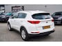 Kia Sportage 1.6 GDI DynamicLine | LED | Climatronic airco | Camera | Lane Assist | 6 bak | Koppeling vernieuwd | 100% onderhouden
