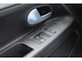 Volkswagen Up! 5-drs 1.0 66PK | Org. NL | BOVAG Garantie | Airco | Bleutooth | DAB | Smartphone integratie | All Season Banden | Elektrische Ramen | Lane Assist |