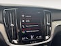Volvo V60 2.0 B4 Core | Achteruitrijcamera | Elektr. Achterklep | Lederen bekleding | Geheugen stoelen | Dodehoek detectie | 12 maanden garantie! |