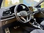 Volkswagen T-Roc 1.5 TSI / DSG automaat / R-LINE / IQ Light / Pano / Navi / Acc / Line / Keyles / CarPlay-Andriod auto
