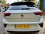 Volkswagen T-Roc 1.5 TSI / DSG automaat / R-LINE / IQ Light / Pano / Navi / Acc / Line / Keyles / CarPlay-Andriod auto