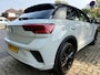 Volkswagen T-Roc 1.5 TSI / DSG automaat / R-LINE / IQ Light / Pano / Navi / Acc / Line / Keyles / CarPlay-Andriod auto