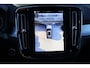 Volvo XC40 2.0 B4 Plus Black Edition | Trekhaak | Lichtmetalen Velgen 20 inch | Harman Kardon Audio | Panoramadak | 360 Graden Camera | Parkeersensoren | Keyless Entry | Elektrische Achterklep | Elektrisch Verstelbare Voorstoelen | Stoelverwarming | Google Navigatie | Apple Carplay | Android Auto