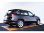 BMW X5 xDrive35i High Executive Soft Close - Comfortstoelen - ndividual hemelbekleding in Anthrazit - Comfort Access - LED mistlampen voor - Driving Assistant - Elektrisch verwarmde voorstoelen -
