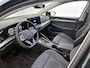 Volkswagen Golf 1.5 eHybrid Style Edition | Trekhaak | Panoramadak | Apple Carplay | Android Auto | Stoelverwarming | Dodehoeksensoren | 18" lichtmetalen velgen | Dodehoeksensoren | Elektrisch verstelbare stoelen | Stuurverwarming |