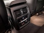 BMW 3-Serie 320i M Sport 184Pk Automaat (APPLE CARPLAY, M PAKKET, LEDER/ALCANTARA, STOELVERWARMING, SPORTSTOELEN, GETINT GLAS, SFEERVERLICHTING, FLIPPERS, NIEUWE APK, NIEUWSTAAT)