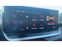 Peugeot 2008 1.2 PURETECH 130PK GT PACK AUTOMAAT / NAVI / LEDER / CLIMA / LED / PDC / 17" LMV / APPLE CARPLAY / KEYLESS / CAMERA / ADAPT. CRUISECONTROL / NIEUWSTAAT !!