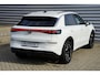 Volkswagen T-Roc 1.5 eTsI 150Pk R-Line Trekhaak Carplay Camera