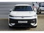 Volkswagen T-Roc 1.5 eTsI 150Pk R-Line Trekhaak Carplay Camera