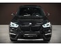 BMW X1 xDrive20i High Executive | Panoramadak | Head-Up Display | Stoelverwarming | HIFI | Camera | Leer | Trekhaak | Cruise Control | LED | Navigatie | NAP | Dealer Onderhouden | Automaat | Parkeersensoren | Climate Contro