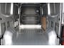 Renault Master T35 2.0 dCi 170pk L2H2 Extra - Navigatie - Camera - 270 gr deuren - Parkeersensoren - Draadloos laden - Rijklaar