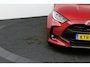Toyota Yaris 1.5 Hybrid Executive | Leder Stof bekleding | Navigatie | Panoramadak | Stoelverwarming |