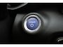 Toyota Yaris 1.5 Hybrid Executive | Leder Stof bekleding | Navigatie | Panoramadak | Stoelverwarming |