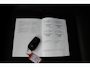 Toyota Yaris 1.5 Hybrid Executive | Leder Stof bekleding | Navigatie | Panoramadak | Stoelverwarming |