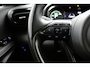 Toyota Yaris 1.5 Hybrid Executive | Leder Stof bekleding | Navigatie | Panoramadak | Stoelverwarming |