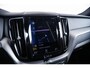 Volvo XC60 2.0 Recharge T6 AWD Inscription Trekhaak - Panoramadak - Cruise Control - Harman Kardon - Getinte Ruiten - Achteruitrijcamera - Licht-pakket - Elektrisch verstelbare/verwarmde stoelen -