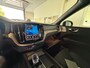 Volvo XC60 2.0 T8 Plug-in hybrid AWD Plus Black Edition | Luchtvering | B&W | Massage | Stoelvkoeling | 360 Cam | Headup |Trekhaak