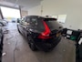 Volvo XC60 2.0 T8 Plug-in hybrid AWD Plus Black Edition | Luchtvering | B&W | Massage | Stoelvkoeling | 360 Cam | Headup |Trekhaak