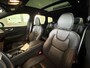 Volvo XC60 2.0 T8 Plug-in hybrid AWD Plus Black Edition | Luchtvering | B&W | Massage | Stoelvkoeling | 360 Cam | Headup |Trekhaak