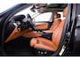 BMW 5-Serie Touring 530e High Executive Luxury Line - Panoramadak - Comforstoelen - Ambiance verlichting - Parking Assistant - BMW Live Cockpit Professional - Elektrisch verwarmde voorstoelen -
