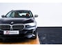 BMW 5-Serie Touring 530e High Executive Luxury Line - Panoramadak - Comforstoelen - Ambiance verlichting - Parking Assistant - BMW Live Cockpit Professional - Elektrisch verwarmde voorstoelen -