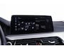 BMW 5-Serie Touring 530e High Executive Luxury Line - Panoramadak - Comforstoelen - Ambiance verlichting - Parking Assistant - BMW Live Cockpit Professional - Elektrisch verwarmde voorstoelen -