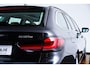 BMW 5-Serie Touring 530e High Executive Luxury Line - Panoramadak - Comforstoelen - Ambiance verlichting - Parking Assistant - BMW Live Cockpit Professional - Elektrisch verwarmde voorstoelen -