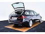 BMW 5-Serie Touring 530e High Executive Luxury Line - Panoramadak - Comforstoelen - Ambiance verlichting - Parking Assistant - BMW Live Cockpit Professional - Elektrisch verwarmde voorstoelen -