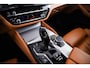 BMW 5-Serie Touring 530e High Executive Luxury Line - Panoramadak - Comforstoelen - Ambiance verlichting - Parking Assistant - BMW Live Cockpit Professional - Elektrisch verwarmde voorstoelen -
