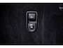 BMW 5-Serie Touring 530e High Executive Luxury Line - Panoramadak - Comforstoelen - Ambiance verlichting - Parking Assistant - BMW Live Cockpit Professional - Elektrisch verwarmde voorstoelen -