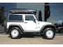 Jeep Wrangler 3.8 V6 HIGH SPORT 4X4 AUT. *UNIEK* | CARPLAY | AIRTOP | FRONTRUNNER | TREKHAAK | CAMERA |