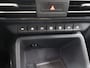 Ford Transit Connect 1.5 EcoBoost | PHEV | L2 | LIMITED | CLIMATE CONTROL | TREKHAAK | ADAPTIVE CRUISE CONTROL | NAVIGATIE | PARKEERCAMERA | PARKEERSENSOREN VOOR EN ACHTER | IN KLEUR GESPOTEN BUMPERS