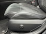 Mercedes-Benz C-klasse 300 e AMG Line | 3 fase | Trekhaak wegklapbaar | 360 camera | Sfeerverlichting | Adaptieve cruise | Sportstoelen | Stoelverwarming | Memory | Dodehoekdetectie | Navigatie | Apple CarPlay | Virtual cockpit | DAB | Keyless entry&start | Volledig dealeronderhouden