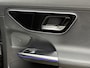 Mercedes-Benz C-klasse 300 e AMG Line | 3 fase | Trekhaak wegklapbaar | 360 camera | Sfeerverlichting | Adaptieve cruise | Sportstoelen | Stoelverwarming | Memory | Dodehoekdetectie | Navigatie | Apple CarPlay | Virtual cockpit | DAB | Keyless entry&start | Volledig dealeronderhouden