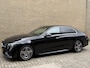 Mercedes-Benz C-klasse 300 e AMG Line | 3 fase | Trekhaak wegklapbaar | 360 camera | Sfeerverlichting | Adaptieve cruise | Sportstoelen | Stoelverwarming | Memory | Dodehoekdetectie | Navigatie | Apple CarPlay | Virtual cockpit | DAB | Keyless entry&start | Volledig dealeronderhouden