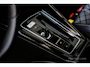 Volkswagen Golf 1.5 eTSI R-Line 150PK|Pano|Rijprofiel|Camera|ACC|Full Led|CarPlay|Navi|Keyless|Trekhaak