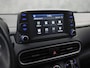 Hyundai Kona 1.0 T-GDI Sport (APPLE CARPLAY, STUUR/STOELVERWARMING, SPORTSTOELEN, CAMERA, LM VELGEN, CRUISE, NIEUWSTAAT)