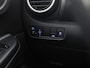 Hyundai Kona 1.0 T-GDI Sport (APPLE CARPLAY, STUUR/STOELVERWARMING, SPORTSTOELEN, CAMERA, LM VELGEN, CRUISE, NIEUWSTAAT)