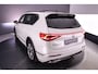 SEAT Tarraco FR Business Intense 1.4 TSI eHybrid 245pk DSG Automaat Trekhaak, Panoramadak, Navigatie, Achteruitrijcamera, LED koplampen, Stoelverwarming